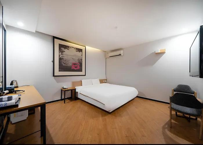 Hotel 2 Heaven Seomyeon 3*