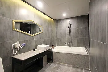 2 Heaven Seomyeon Hotel